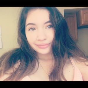 Meet your Posher, Jaquelyne